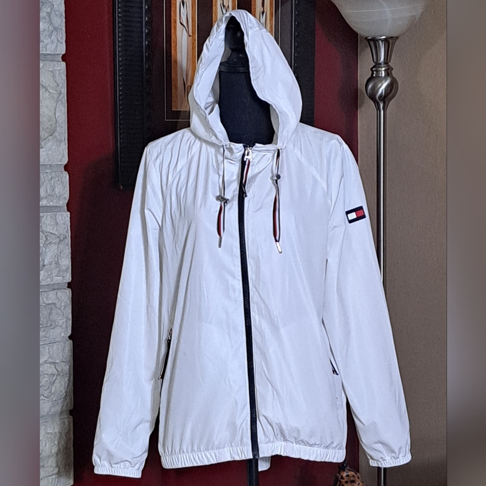 Tommy Hilfiger Women's White Hooded  Windbreaker Jacket  100% Polyester Sz. L